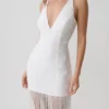 Abigail Vestito lungo con scollo a V e frange – Bianco Abigail Vestito lungo con scollo a V e frange – Bianco