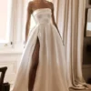 Abito da sposa senza spalline Eileen – Bianco