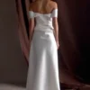 Abito Luna in raso con spalle scoperte – Bianco
