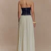 Abito lungo in Denim e chiffon Suella – Blu indaco Abito lungo in Denim e chiffon Suella – Blu indaco