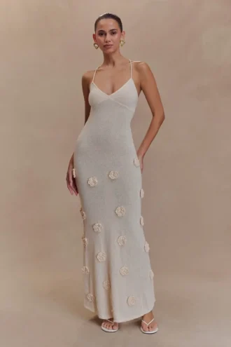 Abito lungo in maglia Suki con fiori – Nude