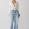 Body aderente a maniche lunghe con scollo a barchetta Ren – Avorio Body aderente a maniche lunghe con scollo a barchetta Ren – Avorio