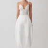 Body in pizzo trasparente con scollo a V Jasper – Avorio Body in pizzo trasparente con scollo a V Jasper – Avorio