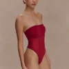 Body in rete senza spalline Aoife – Lampone Body in rete senza spalline Aoife – Lampone