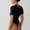 Body incrociato a maniche corte Junie – Nero Body incrociato a maniche corte Junie – Nero
