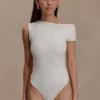 Body Niamh in modal con scollo incrociato sul retro – Avorio