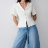 Camicia a maniche corte Melody con colletto in pizzo – Bianco