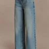 Jeans a vita media e gamba larga Romi – Blu medio slavato Jeans a vita media e gamba larga Romi – Blu medio slavato