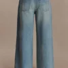 Jeans a vita media e gamba larga Romi – Blu medio slavato Jeans a vita media e gamba larga Romi – Blu medio slavato