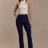 Jeans a zampa con pannelli Clio – Blu indaco Jeans a zampa con pannelli Clio – Blu indaco