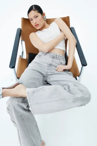 Jeans in Denim a vita media con pannelli in georgette – Grigio