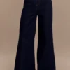 Jeans in Denim a zampa larga Jen – Blu indaco Jeans in Denim a zampa larga Jen – Blu indaco