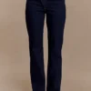 Jeans Remington a gamba dritta con scollo a V – Blu indaco Jeans Remington a gamba dritta con scollo a V – Blu indaco