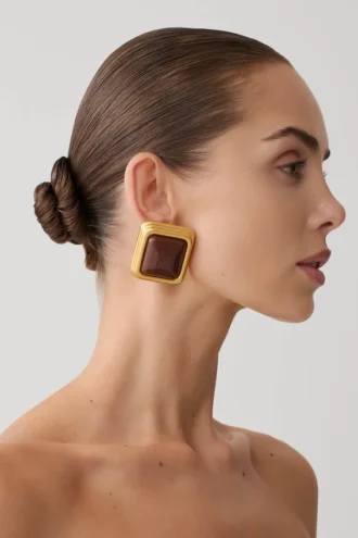 Orecchini a bottone quadrati Inaya – Oro Orecchini a bottone quadrati Inaya – Oro