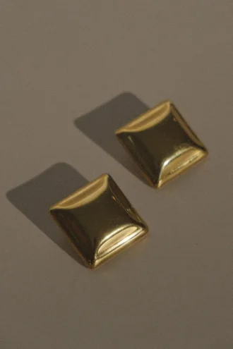 Orecchini quadrati Wilma – Oro Orecchini quadrati Wilma – Oro