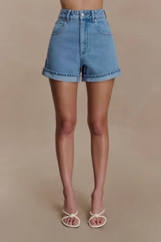 Pantaloncini in Denim con risvolto Carlene – Blu classico Pantaloncini in Denim con risvolto Carlene – Blu classico
