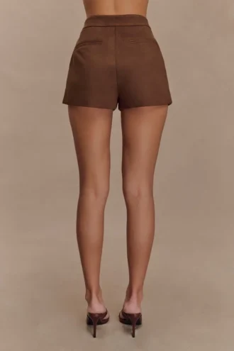 Pantaloncini Sally in finta pelle scamosciata – Cioccolato al latte Pantaloncini Sally in finta pelle scamosciata – Cioccolato al latte