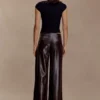 Pantaloni a gamba dritta in ecopelle Henry Croc – Cioccolato fondente