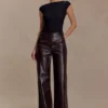 Pantaloni a gamba dritta in ecopelle Henry Croc – Cioccolato fondente