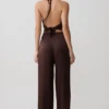 Top senza maniche con scollo all’americana in misto seta Mariana – Cioccolato fondente Top senza maniche con scollo all’americana in misto seta Mariana – Cioccolato fondente