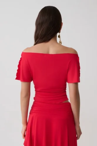 Top a maniche corte con balza in modal Talise – Rosso