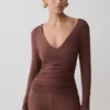 Top a maniche lunghe in modal Sari – Cioccolato Top a maniche lunghe in modal Sari – Cioccolato