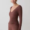 Top a maniche lunghe in modal Sari – Cioccolato Top a maniche lunghe in modal Sari – Cioccolato