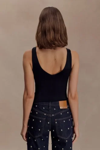 Top aderente Spencer con dettagli metallici – Nero