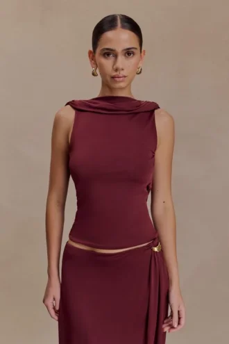 Top Bridget Slinky con scollo a cappuccio – Borgogna Top Bridget Slinky con scollo a cappuccio – Borgogna