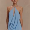 Top con scollo a cappuccio in chiffon Katalina – Azzurro Top con scollo a cappuccio in chiffon Katalina – Azzurro