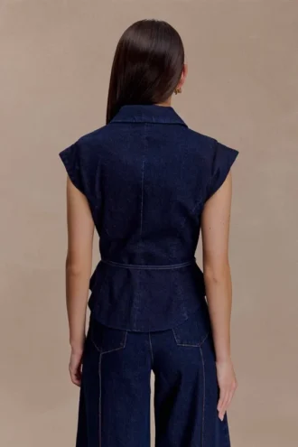 top in denim strutturato con laccio charley blu indaco 2 330x495 - Top in Denim strutturato con laccio Charley - Blu indaco