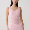 Top in maglia all’uncinetto Atlantis – Rosa confetto
