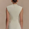 Top in maglia fasciata con collo alto Romaine – Avorio