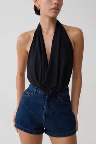 Top in modal con scollo a cappuccio Huyen – Nero