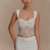 Top in pizzo e rete Guinevere – Avorio Top in pizzo e rete Guinevere – Avorio