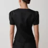 Top in raso a maniche corte Anne – Nero Top in raso a maniche corte Anne – Nero