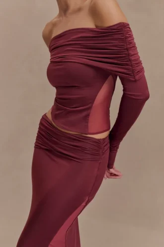 Top Judy Slinky e Mesh con spalle scoperte – Vino Top Judy Slinky e Mesh con spalle scoperte – Vino