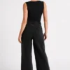 Top lungo Linley in nylon riciclato – Nero