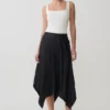 Top senza maniche Aisling con scollo quadrato a costine – Avorio Top senza maniche Aisling con scollo quadrato a costine – Avorio