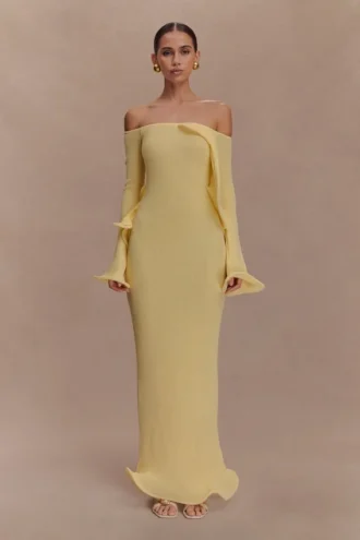 Vestito lungo in maglia con spalle scoperte Sandrine – Giallo limone Vestito lungo in maglia con spalle scoperte Sandrine – Giallo limone