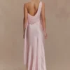 Vestito lungo in raso e chiffon Carah – Rosa pallido Vestito lungo in raso e chiffon Carah – Rosa pallido