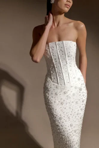 Vestito lungo senza spalline con decorazioni Gemma – Avorio Vestito lungo senza spalline con decorazioni Gemma – Avorio