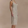 Vestito midi con scollo all’americana in pizzo di seta Lenore – Avorio Vestito midi con scollo all’americana in pizzo di seta Lenore – Avorio